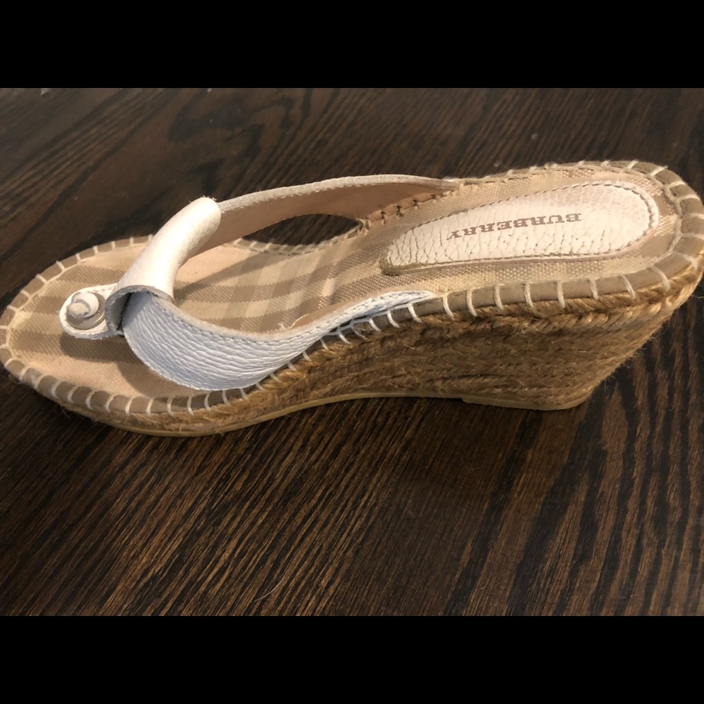 Burberry sandals - Picture 2 of 3
